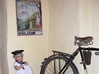 Ebi 2010 Riha 207  Unikátní dětská cyklosajdkára, předchůdce dnešních vozíků.