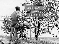 Ebi 1987 Lisak 34  Fotograf + Lišák na cestě z Putimi do Putimi.