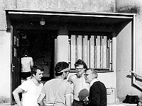Ebi 1987 Lisak 59  Vítání na hvězdárně ve Vlašimi. Zleva Freddy, zády pH S.J, Jeník Hollan a zakladatel hvězdárny + Jan Zajíc (1910-2004).