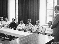 Ebi 1988 PaeDr 40  8.7. 1988 absolvujeme slavnostní návštěvu radnice  a kecy  radních v Levoči.