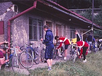 EBI 1990 Sir 030  Úterý 10. 7. 1990 Chyše - příprava na start etapy do Mariánských Lázní