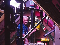 EBI 1990 Sir 034  Třetí etapa úterý 10. 7. 1990. Miloš Danko u svého dalekohledu v Chyši