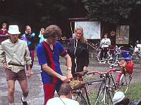 EBI 1992 Sir 006  První etapa neděle 12. 7. 1992 Trocnov. Zleva Jiří Jarkovský, Viktor Jelínek, Dagmar Kočová (později Soldátová - poprvé na Ebicyklu). Zády na bobku Mirek Janata a Zdeněk Soldát