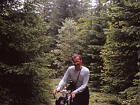 EBI 1992 Sir 030  Druhá etapa pondělí 13. 7. 1992. Mirek Janata startuje z Kunžaku na etapu do Mysliboře u Telče
