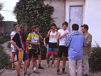 EBI 1992 Sir 047  Čtvrtek 16. 7. 1992 Uherský Brod - cíl páté etapy. Dáša Píšťková (poprvé na Ebicyklu), Jan Kohout, Robo Rosa, Tomáš Nasku (poprvé na Ebicyklu), Michal Stánec...