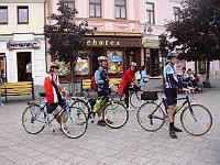 EBI 2005 Mirek 078  Dojíždíme do Trenčína (Hájkovi, Martin), pátek, 22. července