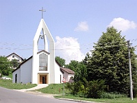 EBI 2006 Mirek 039  Moderní kostel v Březolupech - neděle, 9. července