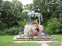 EBI 2006 Mirek 144  Opodál se nachází jezdecká socha Jana Žižky - čtvrtek, 13. července