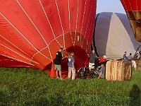 EBI 2006 Mirek 158  Nejprve se balón nafoukne větrákem - pátek, 14. července