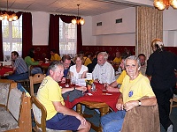 Ebi 2007 Sirka 004  Na večeři v hotelu Alf v Borovanech - Podžito, Sir, mladý bejček, Fredy
