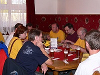 Ebi 2007 Sirka 005  Na večeři v hotelu Alf v Borovanech - Jelínkovi, Poupa, Bačo, Krejsa a Martin a Luboš Vaclíkovi