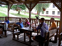 Ebi 2008 Ottakarka 011  Oběd ve Smolníku trval od 14:00 do 17:30 hodin.