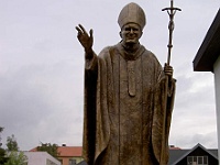 Ebi 2008 Ottakarka 026  Jan Pavel II. ve Snině žehná každému, kdo k němu najde cestu.