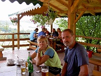 Ebi 2008 Ottakarka 040  V restauraci Berjozka pod Duklou jsme přečkali období dešťů.