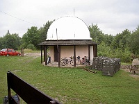 Ebi 2008 Ottakarka 050  Kopule hvězdárny v Roztokách u Svidniku.