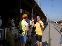 Ebi 2008 Ottakarka 073  Pan redaktor Jiří Říha projevoval nad absolvovaným ebicyklem neskrývanou radost.