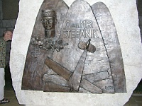 Ebi 2008 Riha 249  Exkurze k pomníku Gen. M.R.Štefánika.