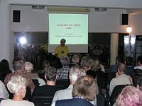 Ebi 2009 Riha 163  Večerní přednáška Hejtmana ve Žďáru nad Sázavou.