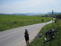 EBI 2011 Ottakarka 075  U křížku na vrcholu stoupání jsme marně vyčkávali příjezdu Koebilky.