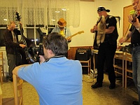 SKI 2011 Ottakarka 37  Melantrich přijel jen sám, ale přesto se zhostil role fotografa.