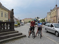 EBI 2012 Ottakarka 113  Když pojedeme doprava a pak doleva, vyhneme se dešti.