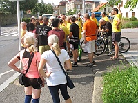 Ebi 2012 Hom 003  Exkurze v Litomyšli – zastavení první před základní školou v Zámecké ulici