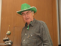 Rej 2012 Melantrich 06  Hejtman ve slušivém hejtmanském kloboučku