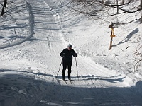 SKI 2012 Mirek 38  Blížíme se k chatě Třeštík – sjezd pod Vysokou