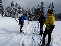 SKI 2013 Mirek 04  Simulant předvádí vzorně namazané běžky – čtvrtek 21. února