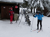 SKI 2013 Mirek 08  Na chatu Javorka došli i Ottakárci – čtvrtek 21. února