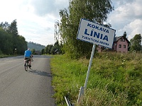 EBI 2014 Mirek 155  Po 7 km stoupání konečně hospoda (Hom), Línia - čtvrtek, 7. srpna