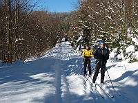 SKI 2015 Mirek 054  Cesta na Kohútku (Linda, Martin) - sobota, 7. února