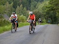 Ebi 2016 Roman 042  Stoupání k Valašské Bystřici - CykloRadka a Martin Poupa