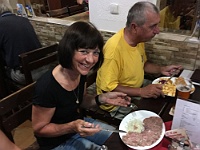 EBI 2018 Mirek 241  Vydatná večeře v restauraci ve Včelné (Ilona, Dalimil) - sobota, 4. srpna