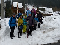 SKI 2019 Mirek 037  Společné foto u hospody Pod pralesem - pátek, 8. února