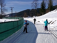 Ski 2019 July 05  Obertiky prvýkrát na bežkách - Maťko bachaaaaa, ideš do protismeru... (Maťko, Viki a Kubko)