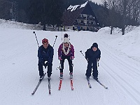 Ski 2019 July 18  Svätá trojica - Mirek, Ilonka a Kubík  pred štartom na posledný okruh v Karloviciach