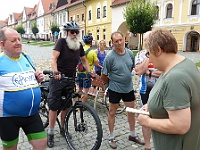 EBI 2021 Mirek 062  Naše průvodkyně paní I. Švecová (Vatikán, Petr Prokop, Jan Balík, Martin Poupa) - pondělí, 19. července