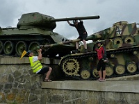 EBI 2021 Mirek 098  Sovětský a nacistický tank (Láďa, Pavúkmistr, Ilona) - úterý, 20. července