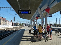 EBI 2022 Mirek 017  Cestu do Aše absolvujeme vlakem. (Evžen, Rosťa, Luděk, Láďa) - neděle, 7. srpna