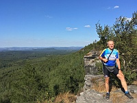 EBI 2022 Mirek 278  V prudkém protisvětle musím mhouřit oči. (Mirek) – čtvrtek, 11. srpna