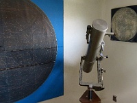 EBI 2023 Mirek 051  Přenosný Newton a Andělova mapa Měsíce. - neděle, 23. července