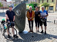 EBI 2023 Mirek 240  U modelu planetky Vsetín (Pavúk, hejtman, Julka, Jura Cáb). – čtvrtek, 27. července