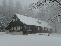 SKI 2025 Mirek 053  Musím udělat ještě snímek z jiného úhlu. - sobota, 15. února