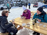 SKI 2026 Mirek 022  Čočkovou polévku a pivo si určitě zasloužíme (Radka, Evžen, Ilona). - pátek, 20. února