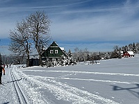 SKI 2026 Mirek 027  Jedna z chalup osady Jizerka. - pátek, 20. února