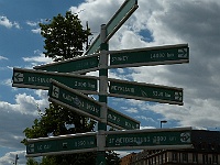 EbiCERN 2025 Mirek 124  Rozcestník v jednom z hlavních měst Evropy. - pátek, 16. května