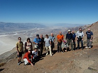EBIZONA 2013 Mirek 049  Death Valley, Společná fotka na Dante´s view – pátek, 18. října