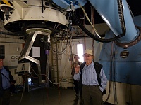 EBIZONA 2013 Mirek 553  Mt. Hopkins, Dozvídáme se, že tento dalekohled slouží ke kalibraci rychlosti rozpínání vesmíru - pátek, 1. listopadu