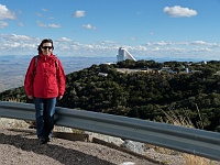 EBIZONA 2013 Mirek 661  Kitt Peak, Vrcholová fotka na památku (Hana) – neděle, 3. listopadu